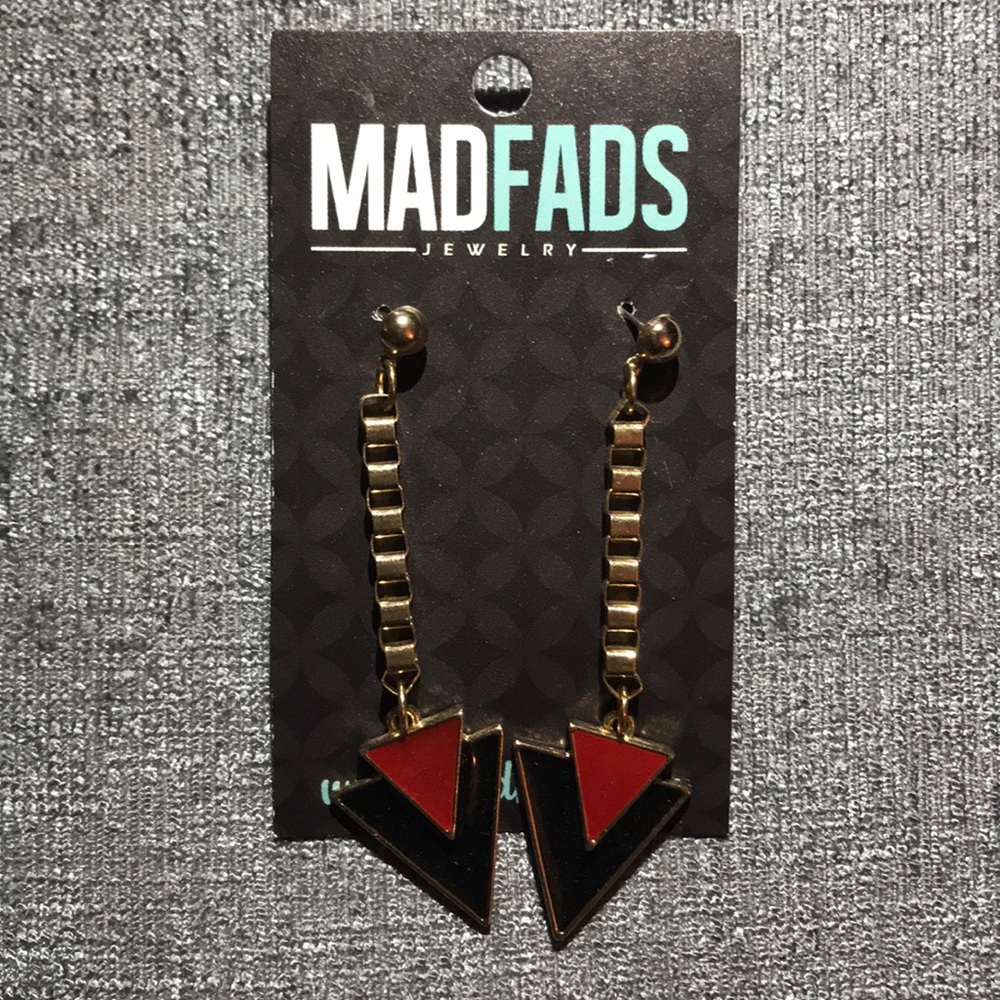 Unique Stylish Drop Triangle Red/Black Earrings